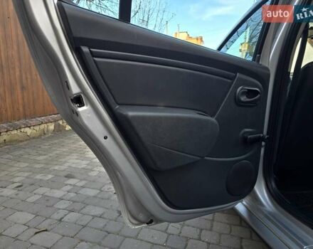 Сірий Дачія Sandero StepWay, об'ємом двигуна 1.6 л та пробігом 147 тис. км за 6800 $, фото 105 на Automoto.ua