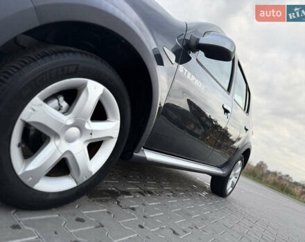 Серый Дачия Sandero StepWay, объемом двигателя 1.6 л и пробегом 141 тыс. км за 6200 $, фото 19 на Automoto.ua