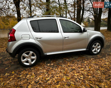 Дачия Sandero StepWay 2010 в Сумах на Automoto.ua Серый Дачия Sandero StepWay, объемом двигателя 1.6 л и пробегом 136 тыс. км за 6700 $, фото 2 на Automoto.ua