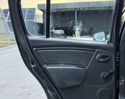 Серый Дачия Sandero StepWay, объемом двигателя 1.6 л и пробегом 141 тыс. км за 6200 $, фото 62 на Automoto.ua