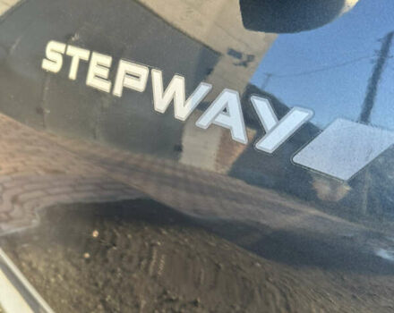 Серый Дачия Sandero StepWay, объемом двигателя 1.6 л и пробегом 180 тыс. км за 6699 $, фото 48 на Automoto.ua