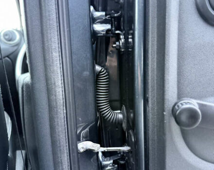 Серый Дачия Sandero StepWay, объемом двигателя 1.6 л и пробегом 141 тыс. км за 6200 $, фото 118 на Automoto.ua