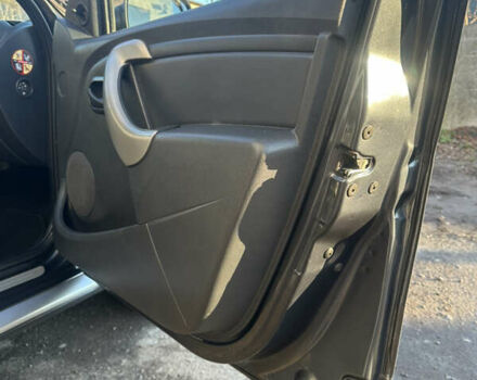 Серый Дачия Sandero StepWay, объемом двигателя 1.6 л и пробегом 180 тыс. км за 6699 $, фото 23 на Automoto.ua