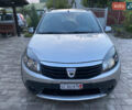 Серый Дачия Sandero StepWay, объемом двигателя 1.6 л и пробегом 150 тыс. км за 6890 $, фото 2 на Automoto.ua