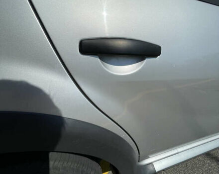 Серый Дачия Sandero StepWay, объемом двигателя 1.6 л и пробегом 195 тыс. км за 7200 $, фото 20 на Automoto.ua