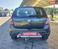 Серый Дачия Sandero StepWay, объемом двигателя 1.6 л и пробегом 150 тыс. км за 6300 $, фото 4 на Automoto.ua