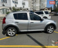 Серый Дачия Sandero StepWay, объемом двигателя 1.6 л и пробегом 195 тыс. км за 7200 $, фото 6 на Automoto.ua
