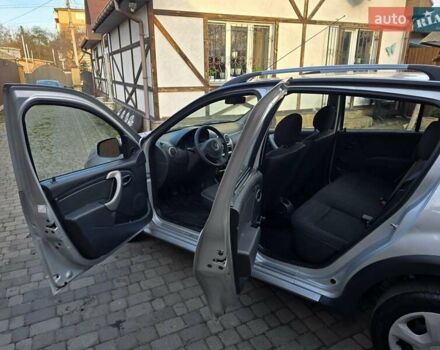 Сірий Дачія Sandero StepWay, об'ємом двигуна 1.6 л та пробігом 147 тис. км за 6800 $, фото 104 на Automoto.ua