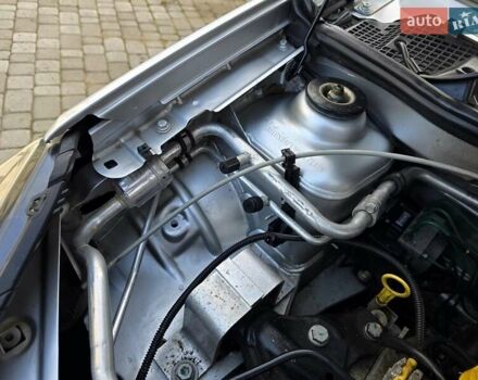 Сірий Дачія Sandero StepWay, об'ємом двигуна 1.6 л та пробігом 147 тис. км за 6800 $, фото 120 на Automoto.ua