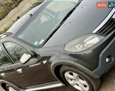 Дачия Sandero StepWay 2010 в Кролевце на Automoto.ua Серый Дачия Sandero StepWay, объемом двигателя 1.6 л и пробегом 203 тыс. км за 6850 $, фото 16 на Automoto.ua