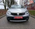 Серый Дачия Sandero StepWay, объемом двигателя 1.6 л и пробегом 132 тыс. км за 7300 $, фото 1 на Automoto.ua