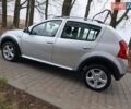 Серый Дачия Sandero StepWay, объемом двигателя 1.6 л и пробегом 132 тыс. км за 7300 $, фото 2 на Automoto.ua