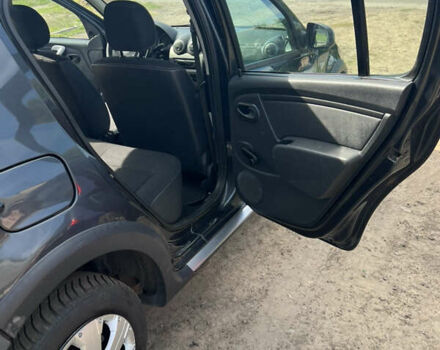 Дачия Sandero StepWay 2010 в Марганце на Automoto.ua Серый Дачия Sandero StepWay, объемом двигателя 1.6 л и пробегом 131 тыс. км за 6400 $, фото 9 на Automoto.ua