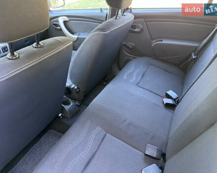 Серый Дачия Sandero StepWay, объемом двигателя 1.6 л и пробегом 173 тыс. км за 6799 $, фото 17 на Automoto.ua