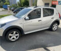 Серый Дачия Sandero StepWay, объемом двигателя 1.6 л и пробегом 195 тыс. км за 7200 $, фото 2 на Automoto.ua
