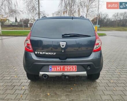 Серый Дачия Sandero StepWay, объемом двигателя 1.6 л и пробегом 133 тыс. км за 6800 $, фото 8 на Automoto.ua