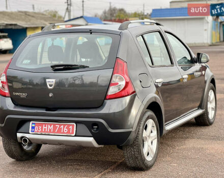Сірий Дачія Sandero StepWay, об'ємом двигуна 1.6 л та пробігом 203 тис. км за 6700 $, фото 10 на Automoto.ua