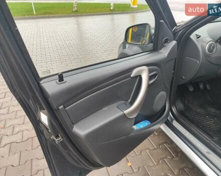 Серый Дачия Sandero StepWay, объемом двигателя 1.6 л и пробегом 133 тыс. км за 6800 $, фото 19 на Automoto.ua