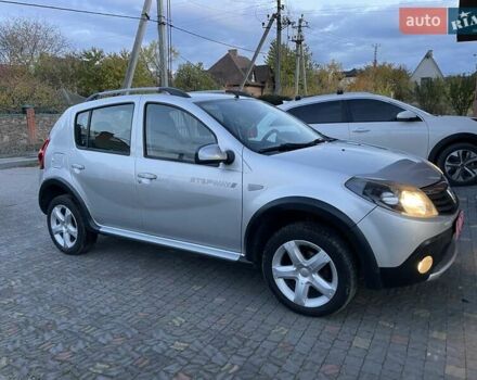 Дачия Sandero StepWay 2011 в Луцке на Automoto.ua Серый Дачия Sandero StepWay, объемом двигателя 1.6 л и пробегом 166 тыс. км за 6299 $, фото 5 на Automoto.ua