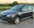 Серый Дачия Sandero StepWay, объемом двигателя 1.5 л и пробегом 238 тыс. км за 6800 $, фото 3 на Automoto.ua