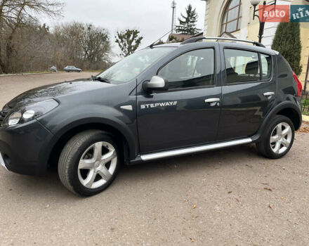 Серый Дачия Sandero StepWay, объемом двигателя 1.6 л и пробегом 60 тыс. км за 6999 $, фото 159 на Automoto.ua