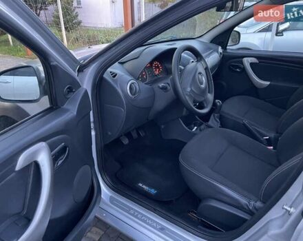 Дачия Sandero StepWay 2011 в Луцке на Automoto.ua Серый Дачия Sandero StepWay, объемом двигателя 1.6 л и пробегом 166 тыс. км за 6299 $, фото 17 на Automoto.ua