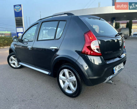 Дачия Sandero StepWay 2011 в Сумах на Automoto.ua Серый Дачия Sandero StepWay, объемом двигателя 1.6 л и пробегом 190 тыс. км за 6400 $, фото 9 на Automoto.ua