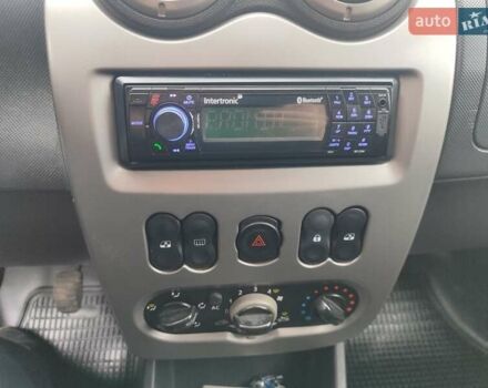 Серый Дачия Sandero StepWay, объемом двигателя 1.6 л и пробегом 133 тыс. км за 6800 $, фото 21 на Automoto.ua