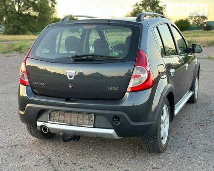 Серый Дачия Sandero StepWay, объемом двигателя 1.5 л и пробегом 238 тыс. км за 6800 $, фото 8 на Automoto.ua