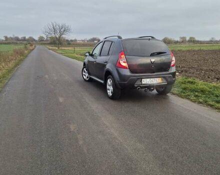 Сірий Дачія Sandero StepWay, об'ємом двигуна 1.6 л та пробігом 190 тис. км за 5800 $, фото 3 на Automoto.ua