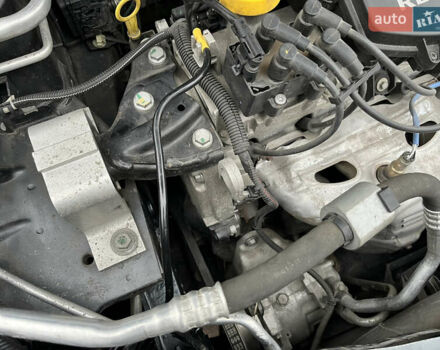 Серый Дачия Sandero StepWay, объемом двигателя 1.6 л и пробегом 60 тыс. км за 6999 $, фото 37 на Automoto.ua