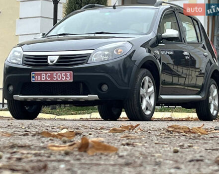 Серый Дачия Sandero StepWay, объемом двигателя 1.6 л и пробегом 60 тыс. км за 6999 $, фото 145 на Automoto.ua
