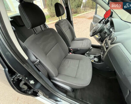 Серый Дачия Sandero StepWay, объемом двигателя 1.6 л и пробегом 60 тыс. км за 6999 $, фото 66 на Automoto.ua