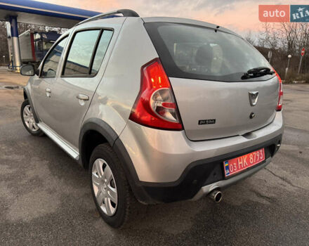 Серый Дачия Sandero StepWay, объемом двигателя 1.6 л и пробегом 202 тыс. км за 6999 $, фото 21 на Automoto.ua