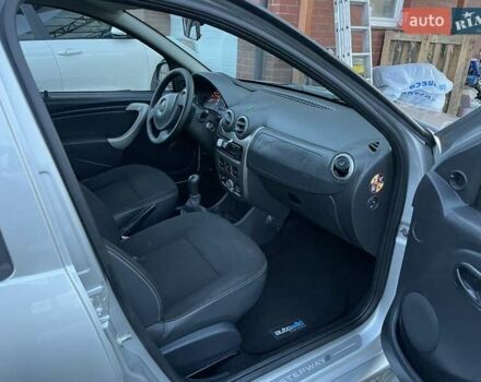 Дачия Sandero StepWay 2011 в Луцке на Automoto.ua Серый Дачия Sandero StepWay, объемом двигателя 1.6 л и пробегом 166 тыс. км за 6299 $, фото 15 на Automoto.ua