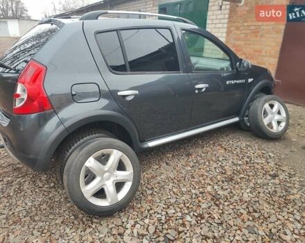 Серый Дачия Sandero StepWay, объемом двигателя 1.6 л и пробегом 133 тыс. км за 6800 $, фото 47 на Automoto.ua