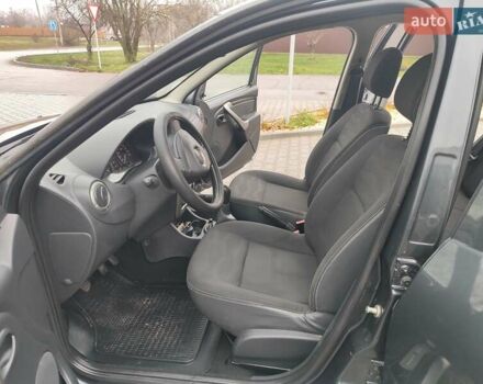 Серый Дачия Sandero StepWay, объемом двигателя 1.6 л и пробегом 133 тыс. км за 6800 $, фото 10 на Automoto.ua