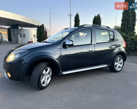Дачия Sandero StepWay 2011 в Сумах на Automoto.ua Серый Дачия Sandero StepWay, объемом двигателя 1.6 л и пробегом 190 тыс. км за 6400 $, фото 11 на Automoto.ua