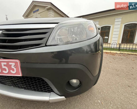 Серый Дачия Sandero StepWay, объемом двигателя 1.6 л и пробегом 60 тыс. км за 6999 $, фото 119 на Automoto.ua