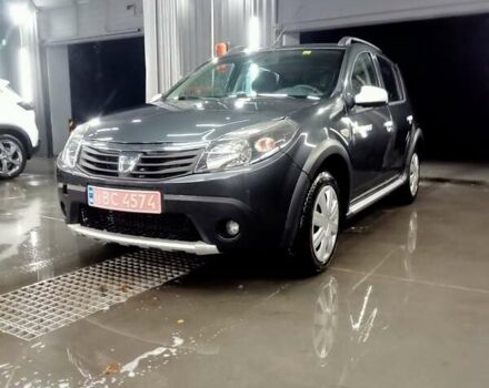 Серый Дачия Sandero StepWay, объемом двигателя 1.6 л и пробегом 265 тыс. км за 5700 $, фото 9 на Automoto.ua