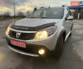 Серый Дачия Sandero StepWay, объемом двигателя 1.6 л и пробегом 202 тыс. км за 6999 $, фото 1 на Automoto.ua