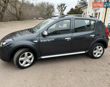 Серый Дачия Sandero StepWay, объемом двигателя 1.6 л и пробегом 60 тыс. км за 6999 $, фото 161 на Automoto.ua
