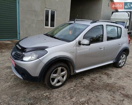 Дачия Sandero StepWay 2011 в Любешов на Automoto.ua Серый Дачия Sandero StepWay, объемом двигателя 1.6 л и пробегом 201 тыс. км за 6100 $, фото 7 на Automoto.ua