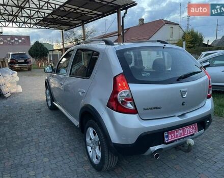 Дачия Sandero StepWay 2011 в Луцке на Automoto.ua Серый Дачия Sandero StepWay, объемом двигателя 1.6 л и пробегом 166 тыс. км за 6299 $, фото 6 на Automoto.ua