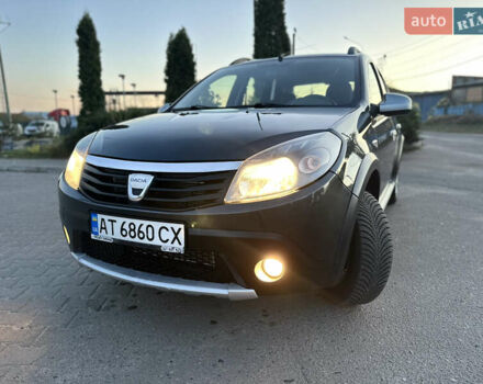 Дачия Sandero StepWay 2011 в Сумах на Automoto.ua Серый Дачия Sandero StepWay, объемом двигателя 1.6 л и пробегом 190 тыс. км за 6400 $, фото 19 на Automoto.ua