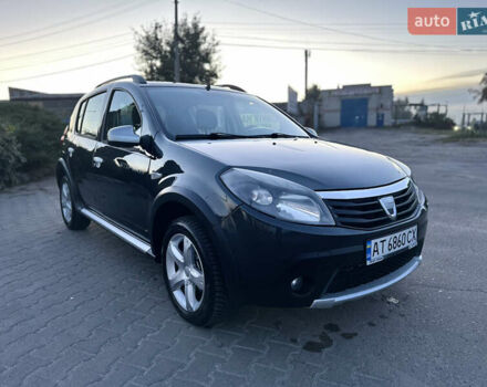 Дачия Sandero StepWay 2011 в Сумах на Automoto.ua Серый Дачия Sandero StepWay, объемом двигателя 1.6 л и пробегом 190 тыс. км за 6400 $, фото 2 на Automoto.ua