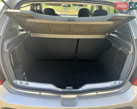 Дачия Sandero StepWay 2012 в Стрые на Automoto.ua Серый Дачия Sandero StepWay, объемом двигателя 1.6 л и пробегом 94 тыс. км за 6899 $, фото 13 на Automoto.ua