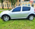 Серый Дачия Sandero StepWay, объемом двигателя 1.5 л и пробегом 190 тыс. км за 7300 $, фото 1 на Automoto.ua