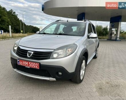 Сірий Дачія Sandero StepWay, об'ємом двигуна 1.6 л та пробігом 182 тис. км за 6999 $, фото 3 на Automoto.ua