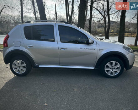 Сірий Дачія Sandero StepWay, об'ємом двигуна 1.6 л та пробігом 239 тис. км за 6900 $, фото 17 на Automoto.ua